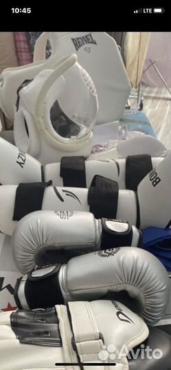 Спортивная экипировка для единоборств Листайте