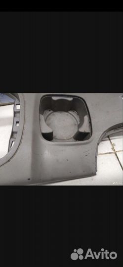 Штатный подстаканник в консоль Меган 3 Megane 3