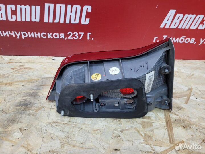 Фонарь задний правый Kia Rio 3