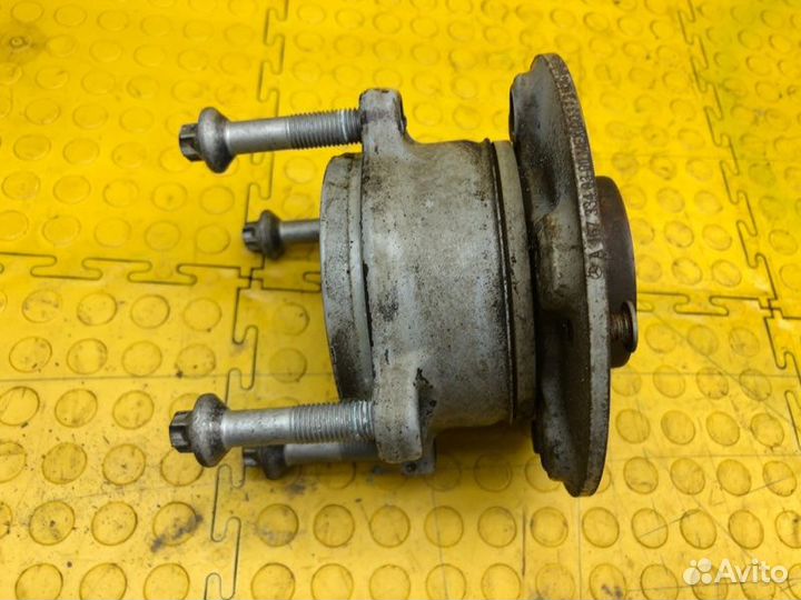 Б/У ступица В хорошем состоянии, оригиналnnУ нас