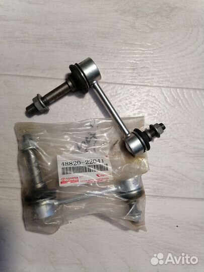 Стойка переднего стабилизатора Toyota