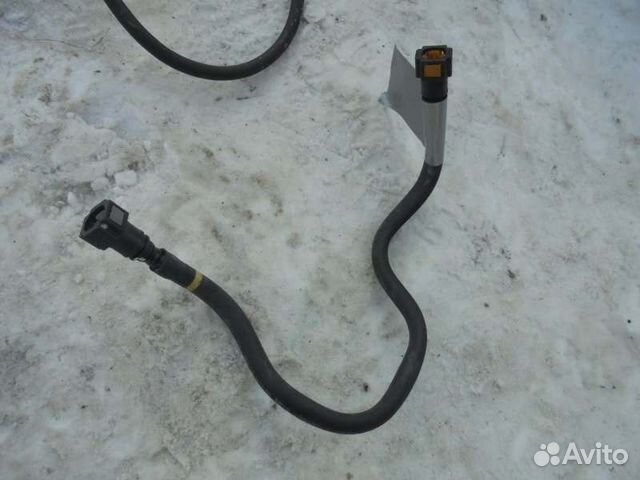 Трубка топливная Toyota Corolla Fielder NZE141