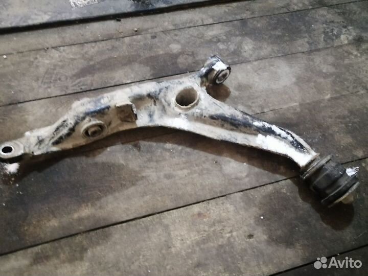 Рычаг передний левый на хонду срв 98 г