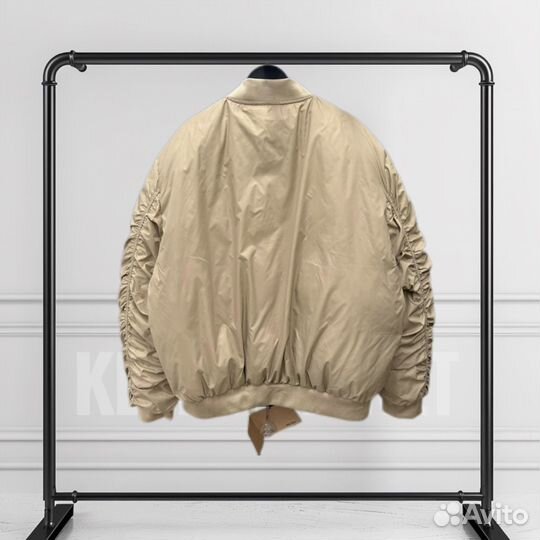 Бомбер Miu Miu оверсайз