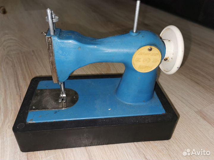 Детская Швейная машинка СССР