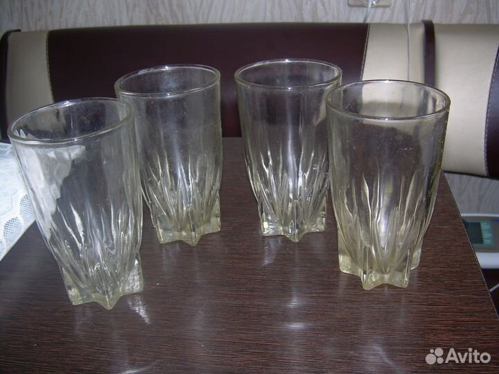 Стаканы, бокалы, рюмки и другая посуда