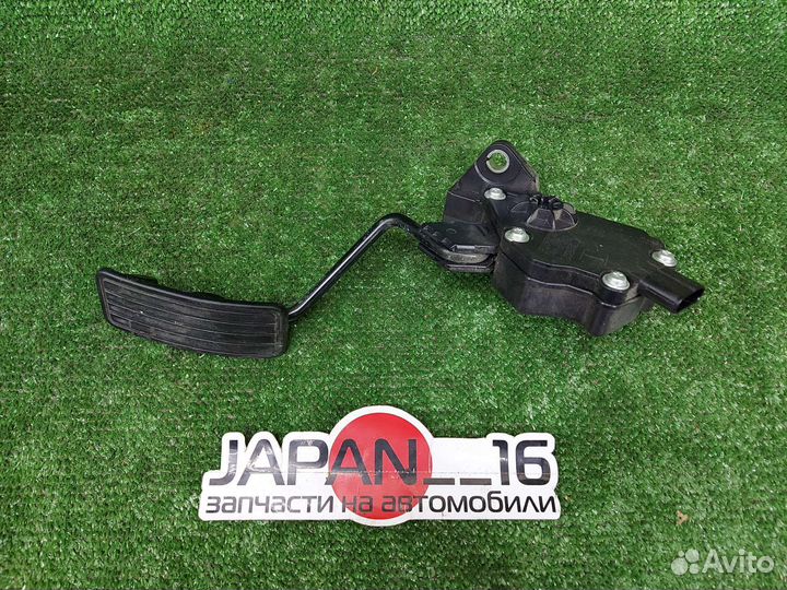 Педаль газа Subaru Forester Impreza Legacy