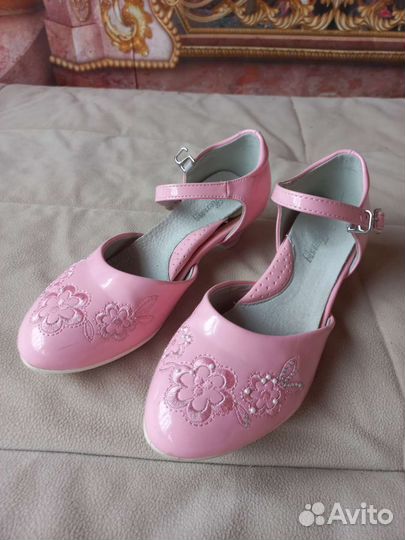 Туфли для девочки 34
