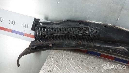 Накладка декоративная (жабо, дождевик) chrysler 30