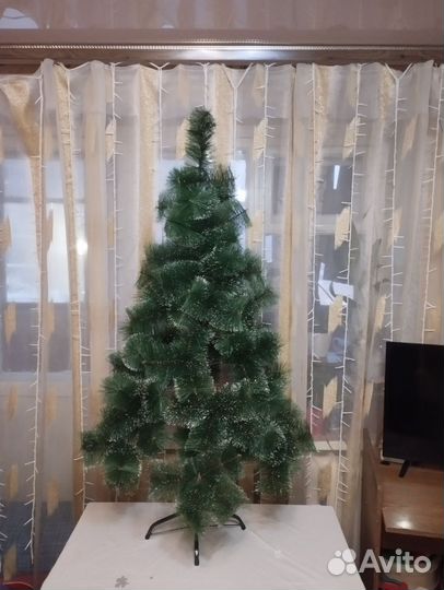 Ёлка искусственная 140см