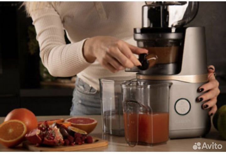 Соковыжималка электрическая garlyn J-700 Pro