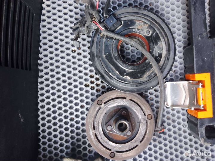 Компрессор кондиционера hyundai