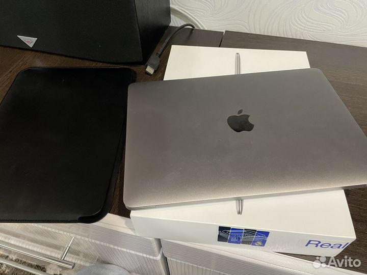 Apple MacBook Pro 12