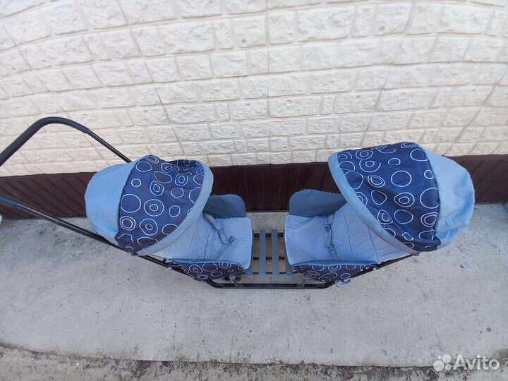 Детские санки с колесами для двойни