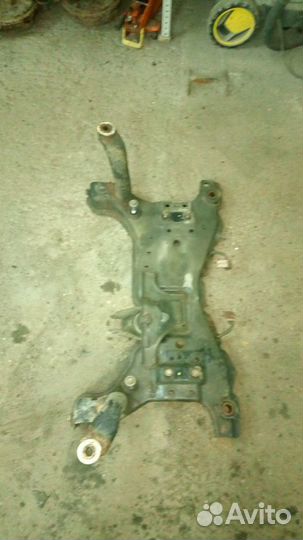 Форд фокус 2 подрамник