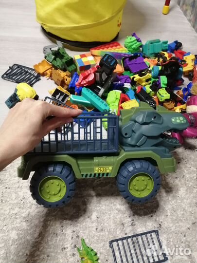 Корзина для игрушек+игрушки пакетом