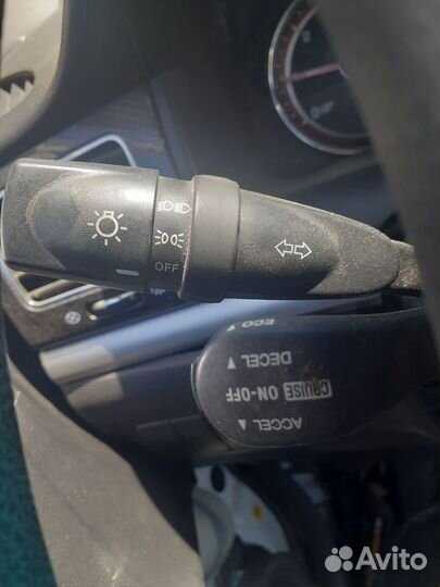 Переключатель подрулевой Ссанг Енг Актион