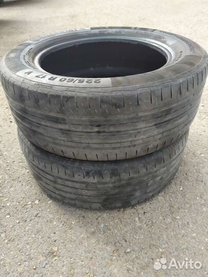 Continental ContiPremiumContact 5 225/60 R17
