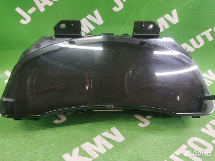 Панель приборов Toyota Avensis