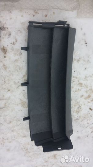 Range Rover Vogue 3 L322 жабра в лев крыло 2005-09