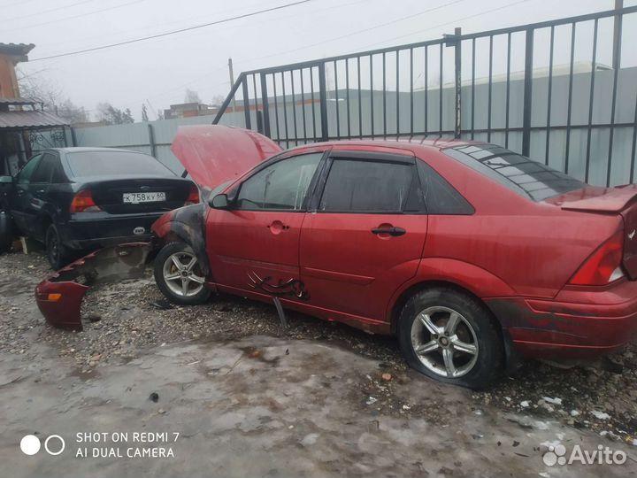 Разбор на запчасти Ford Focus1 2.0 USA. 1,6 форд