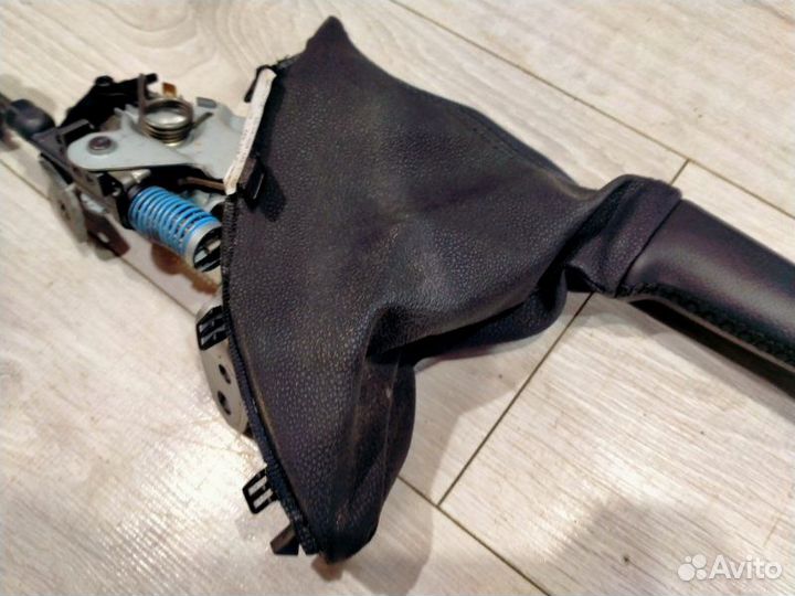 Ручка ручного тормоза Bmw X3 E83 M54B25 01/2006