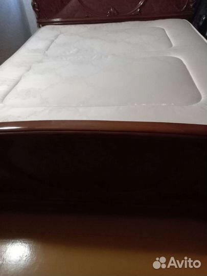 Кровать 2х спальная 160 на 200
