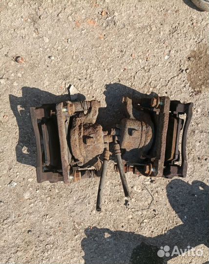 Суппорта передние Хонда Цивик 5д