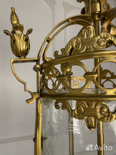 Антикварный фонарь