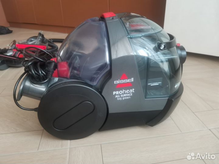 Моющий пылесос новый