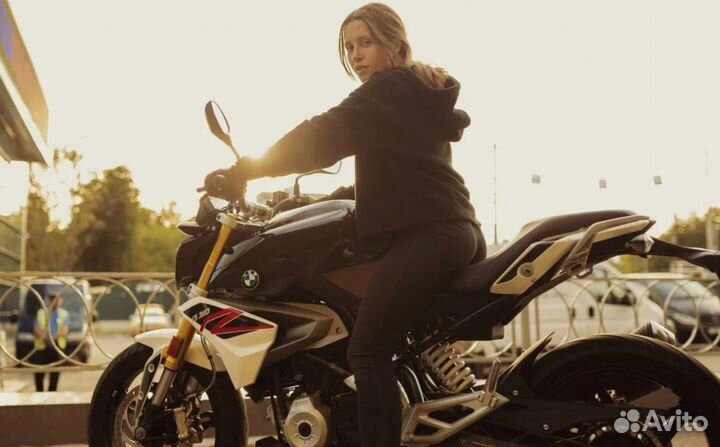 BMW G 310 R в отличном состоянии + дуги crazy iron