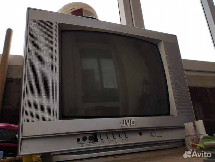 Телевизор JVC б/у