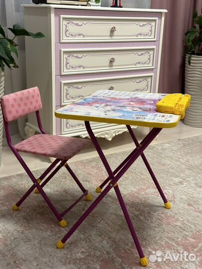 Детский стол и стул