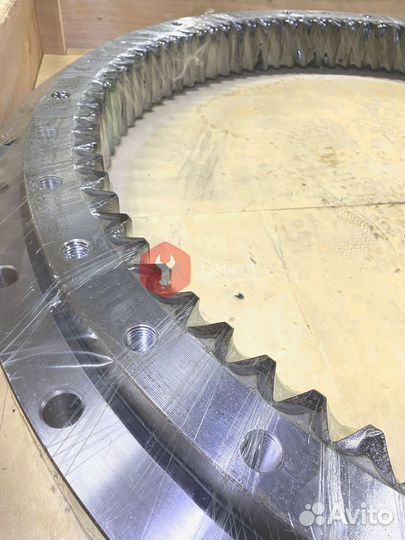 Поворотный круг Volvo EC140BLC