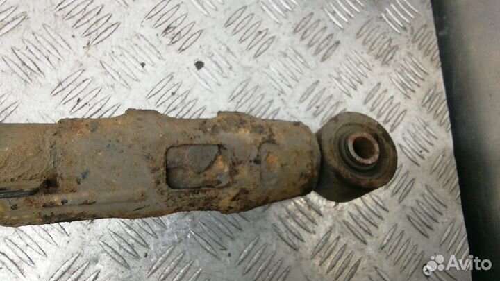 Стойка передняя Lexus GS 3 поколение (2004-2012)