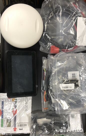 Trimble NAV-500 + XCN-750