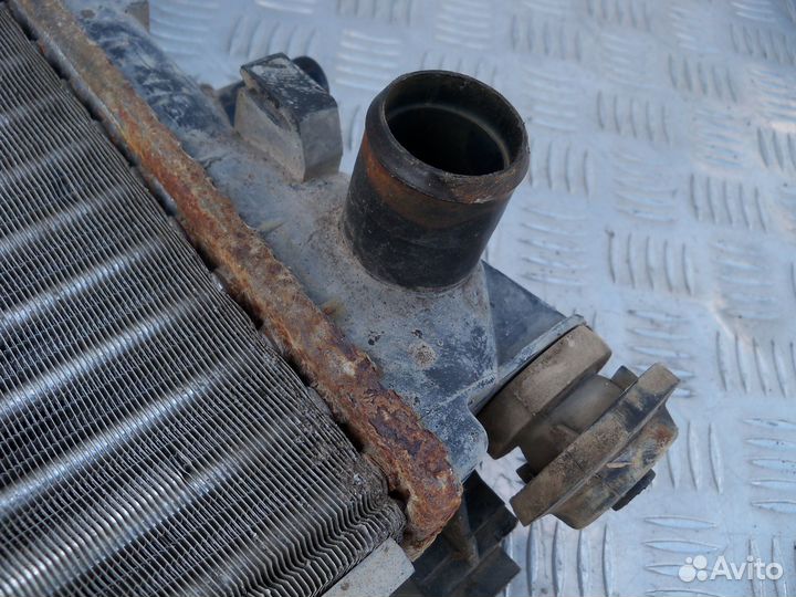 Радиатор основной Ford Focus 1 2.0 AT Split Port