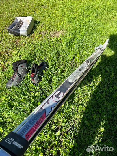 Беговые лыжи