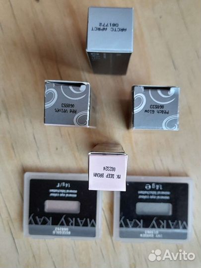 Лот декоративной косметики для Натальи