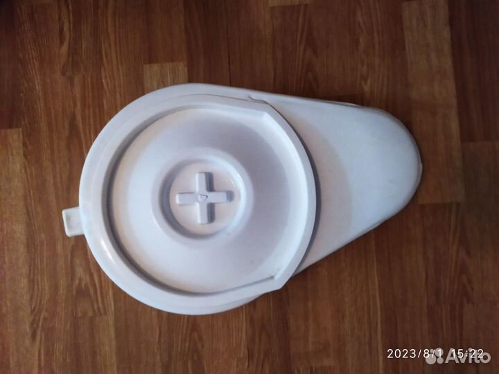 Утка для лежачих больных