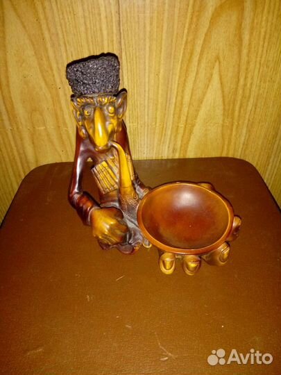 Пепельница