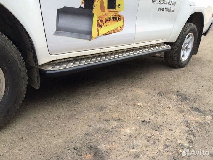 Силовые пороги Тойота Хайлюкс Рево 2015-2022 год