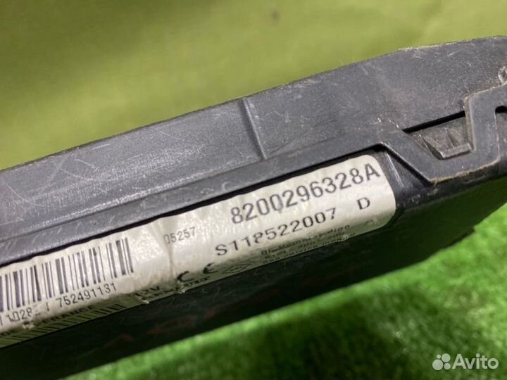 Блок комфорта Renault Logan