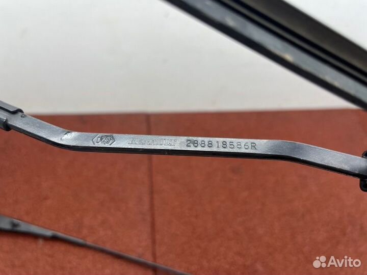 Поводок стеклоочистителя Renault Logan 2 L8 K7M812