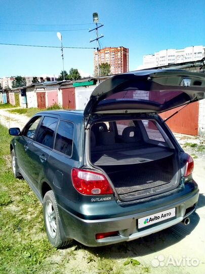 Mitsubishi Outlander 2.0 МТ, 2005, 210 000 км