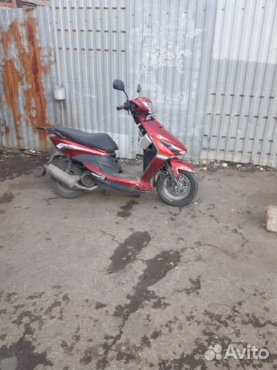 Скутор джогер