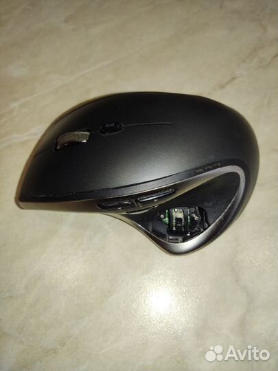 Беспроводная мышь Logitech Performance MX