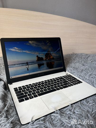 Ноутбук Asus