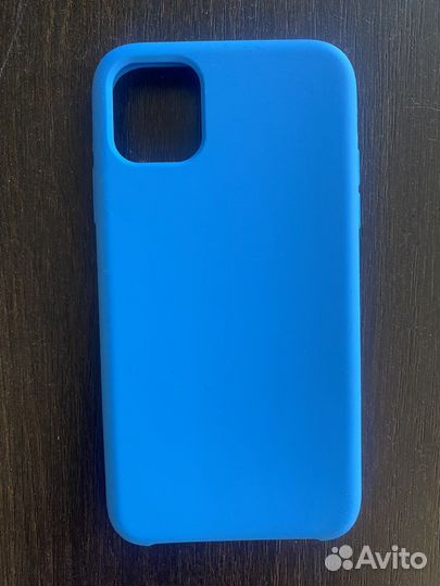 Чехлы на iPhone 11