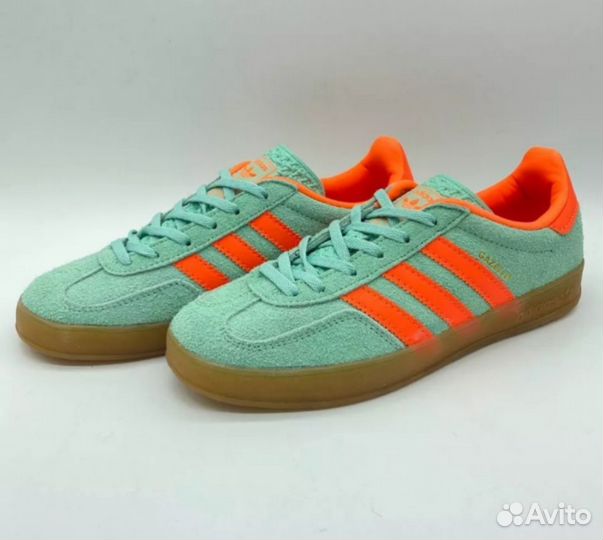 Кроссовки женские Adidas Gazelle